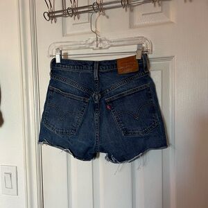 Levi's 501 cut offs